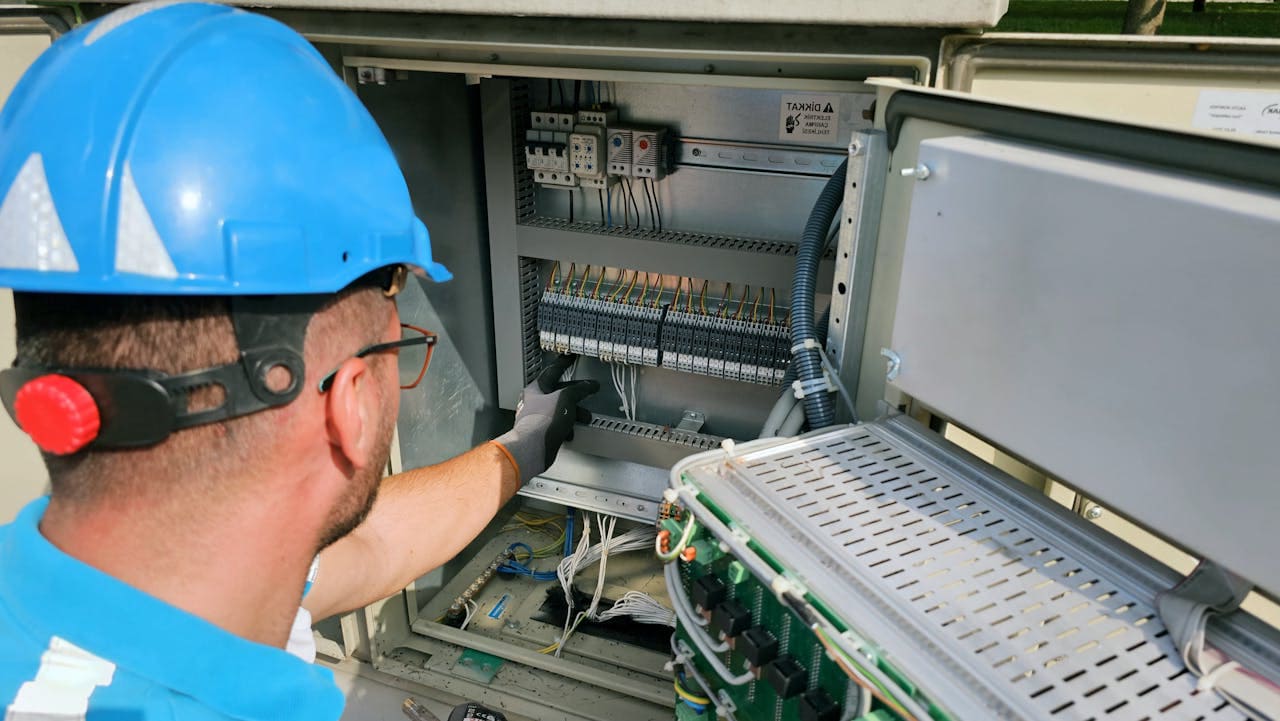 Cómo evitar fallos costosos en equipos industriales con mantenimiento preventivo - Igardi Herramientas mantenimiento preventivo